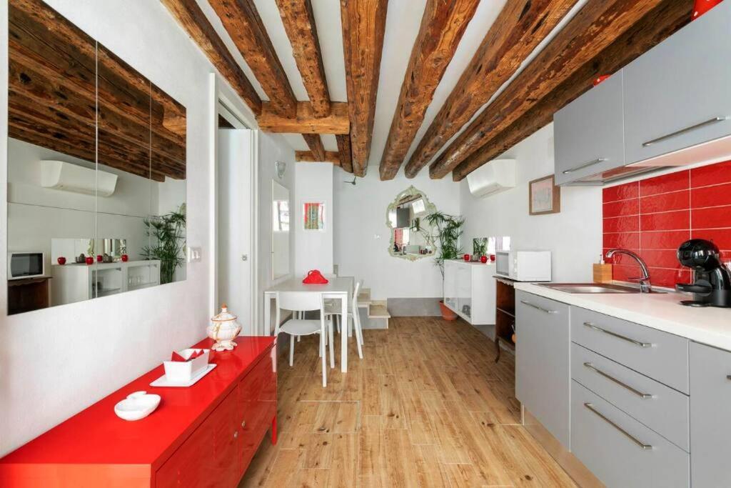 Ca 3 Leoni - Romantic House In The Heart Of Venedig Eksteriør billede