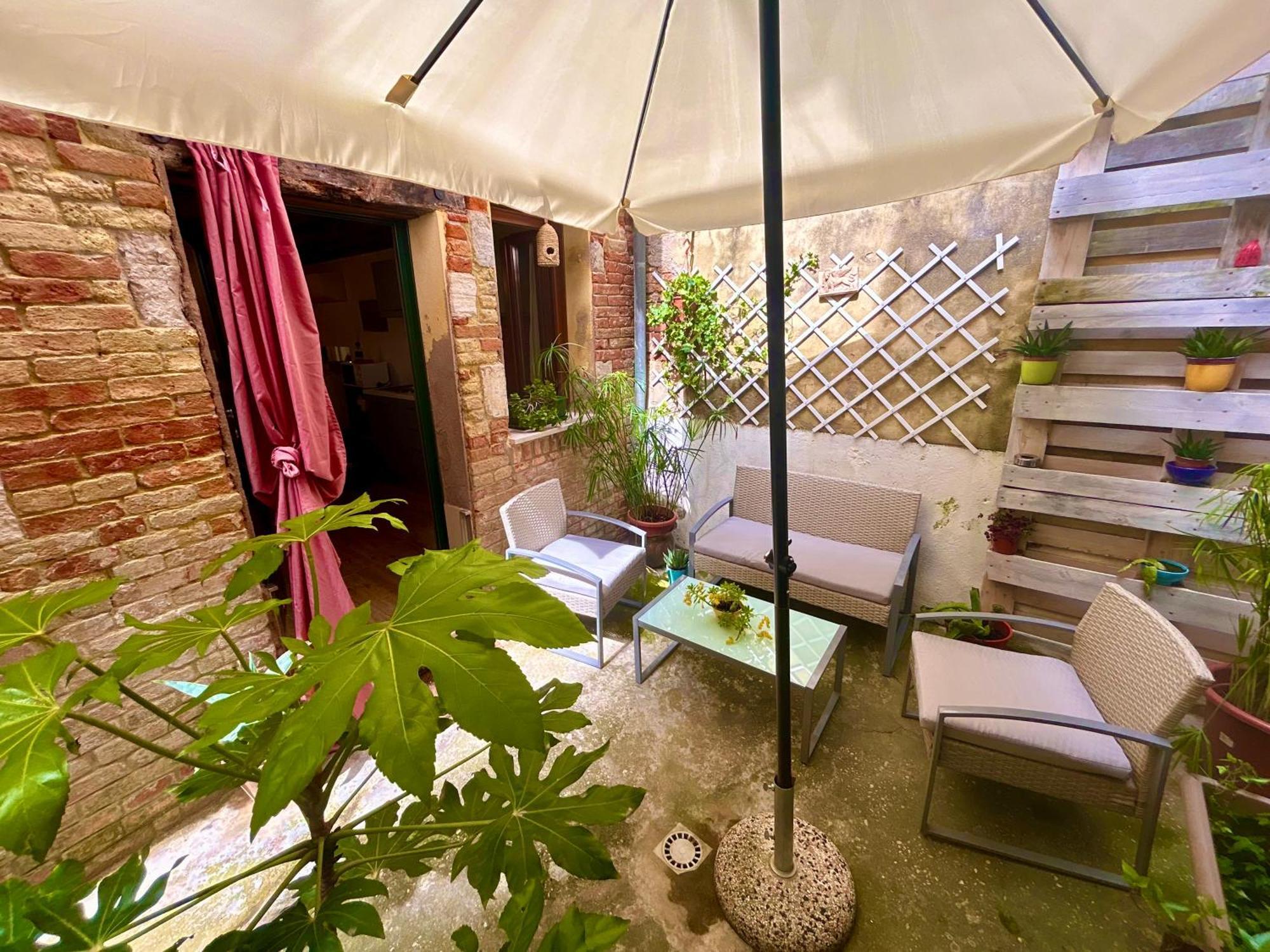 Ca 3 Leoni - Romantic House In The Heart Of Venedig Eksteriør billede